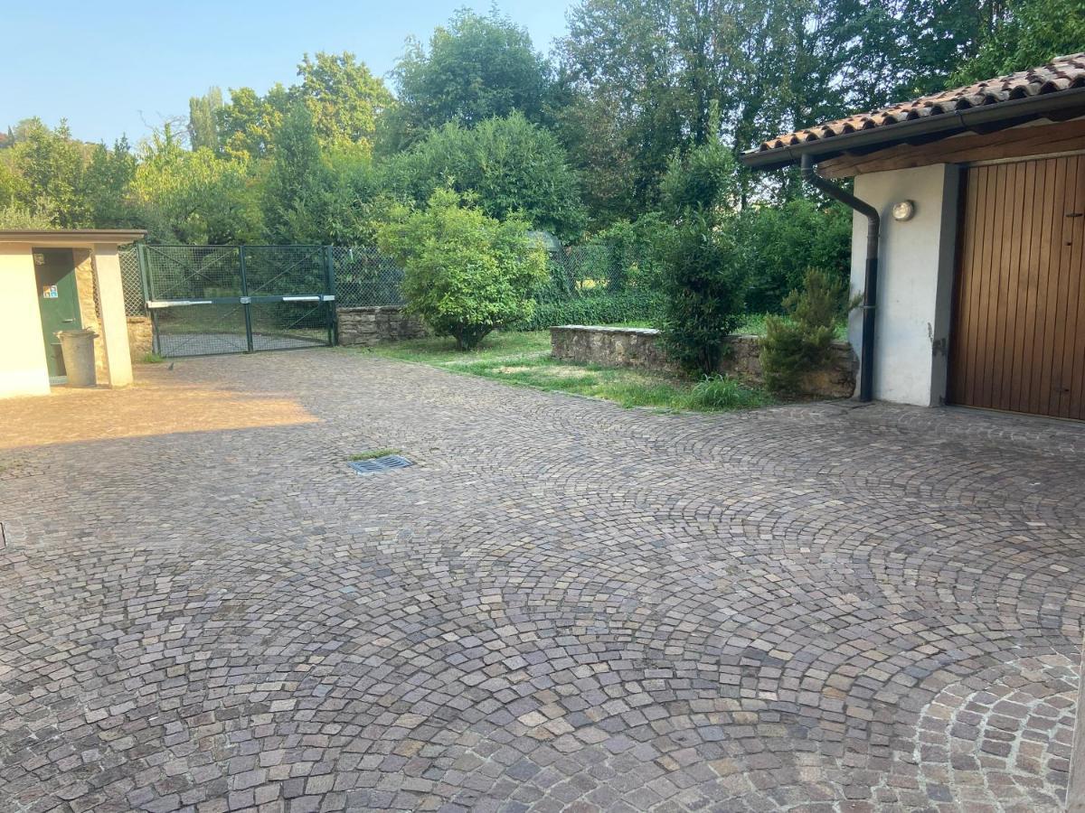 Cascina Cavalli Astino Villa Bergamo Eksteriør bilde